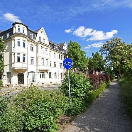 Stylish City Apartment In Zwickau Bagian luar foto