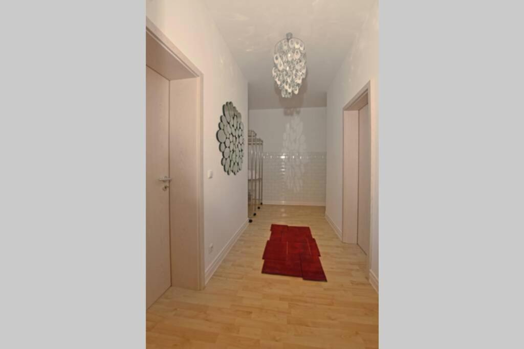 Stylish City Apartment In Zwickau Bagian luar foto